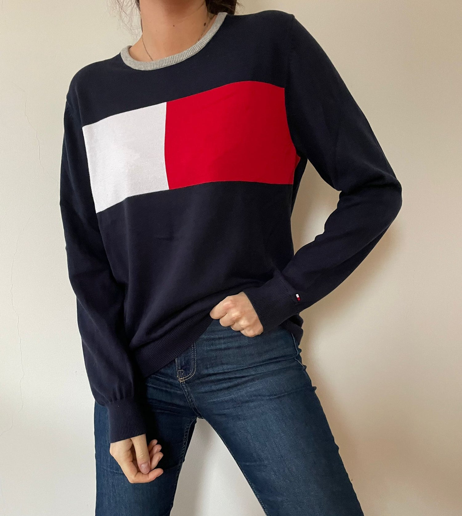 92 Tommy Hilfiger Sweater