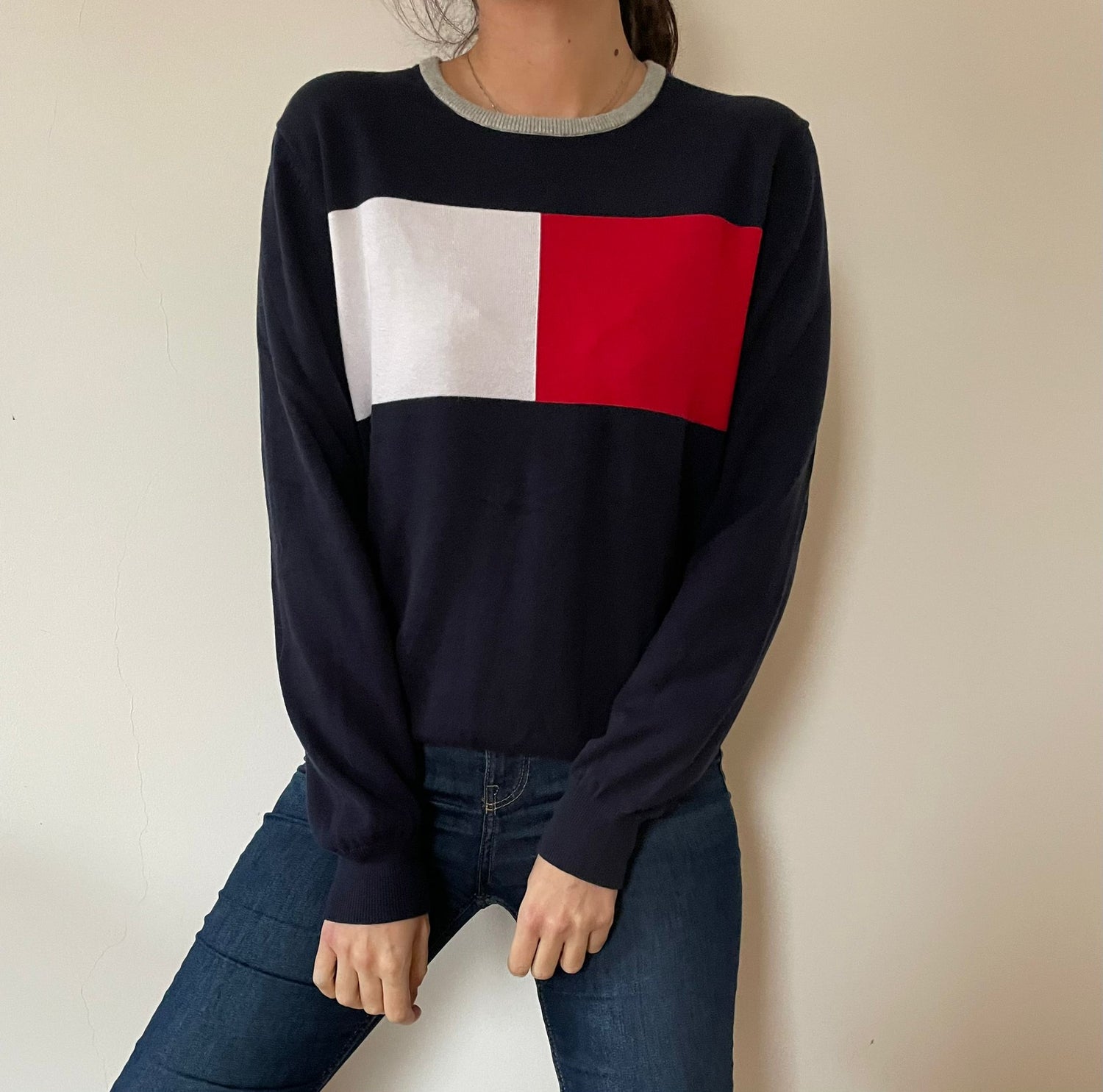 92 Tommy Hilfiger Sweater